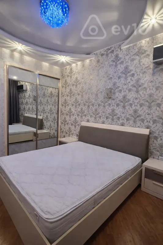 Kirayə verilir 3 otaqlı yeni tikili 90 m²