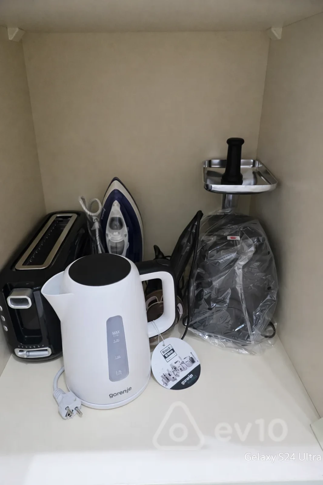 Kirayə verilir 3 otaqlı yeni tikili 90 m²