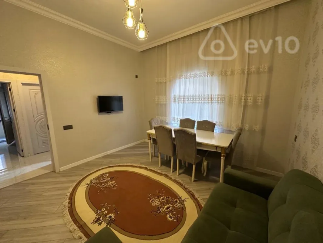 Kirayə verilir 2 otaqlı yeni tikili 65 m²