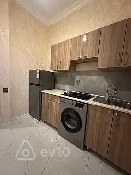 Kirayə verilir 2 otaqlı yeni tikili 65 m²