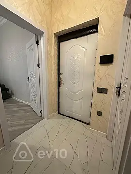 Kirayə verilir 2 otaqlı yeni tikili 65 m²