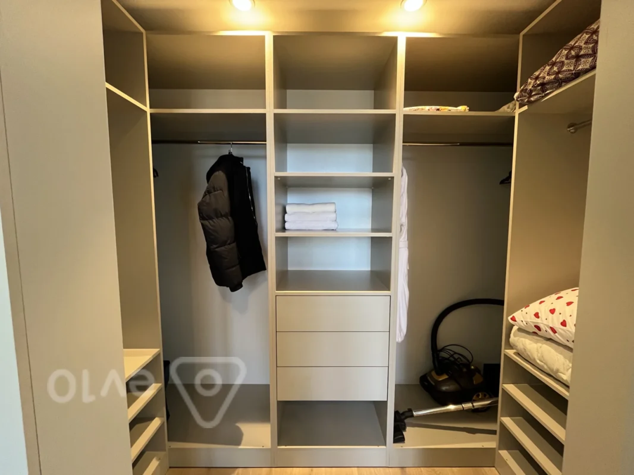 Kirayə verilir 2 otaqlı yeni tikili 80 m²