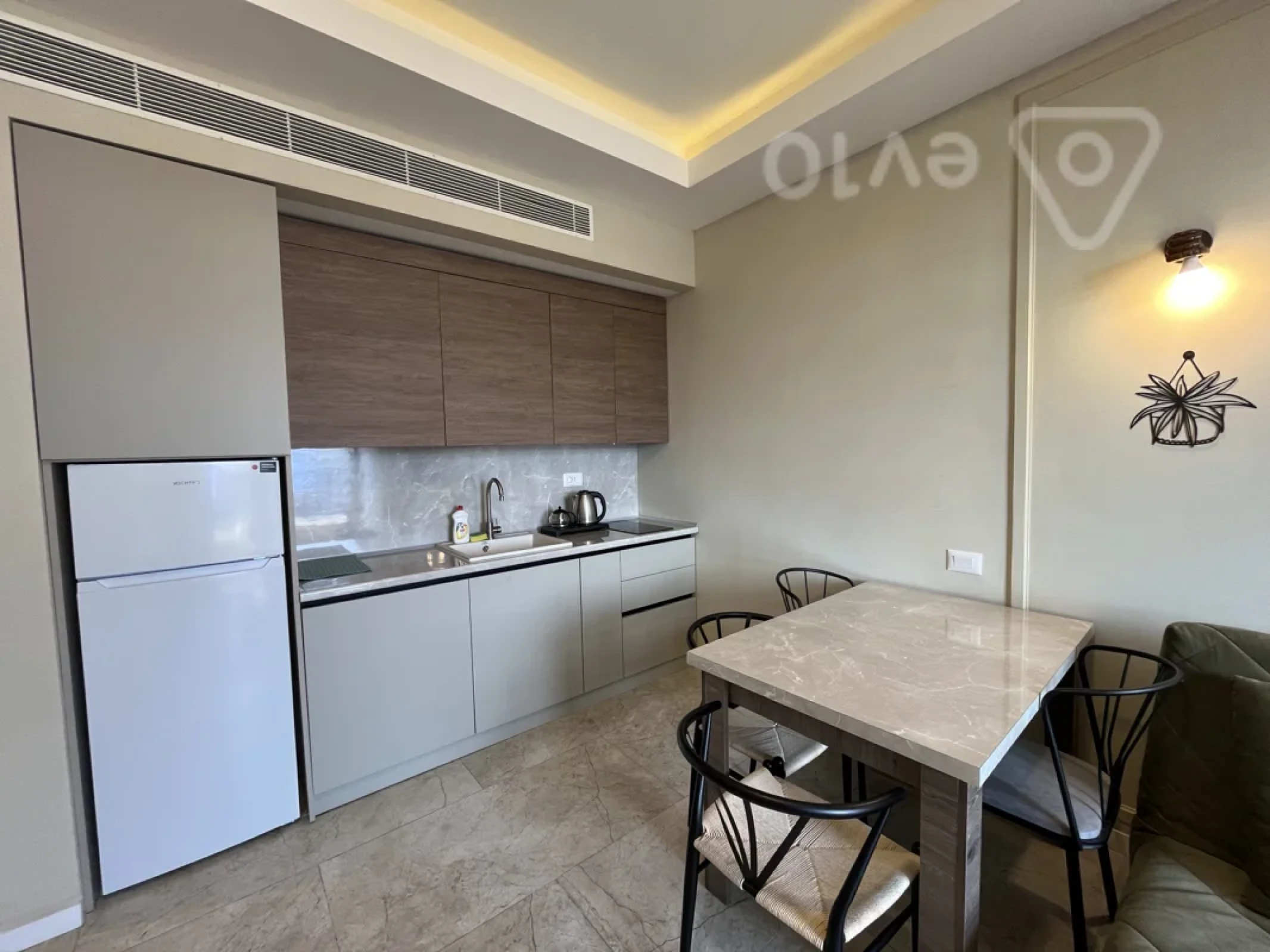 Kirayə verilir 2 otaqlı yeni tikili 80 m²