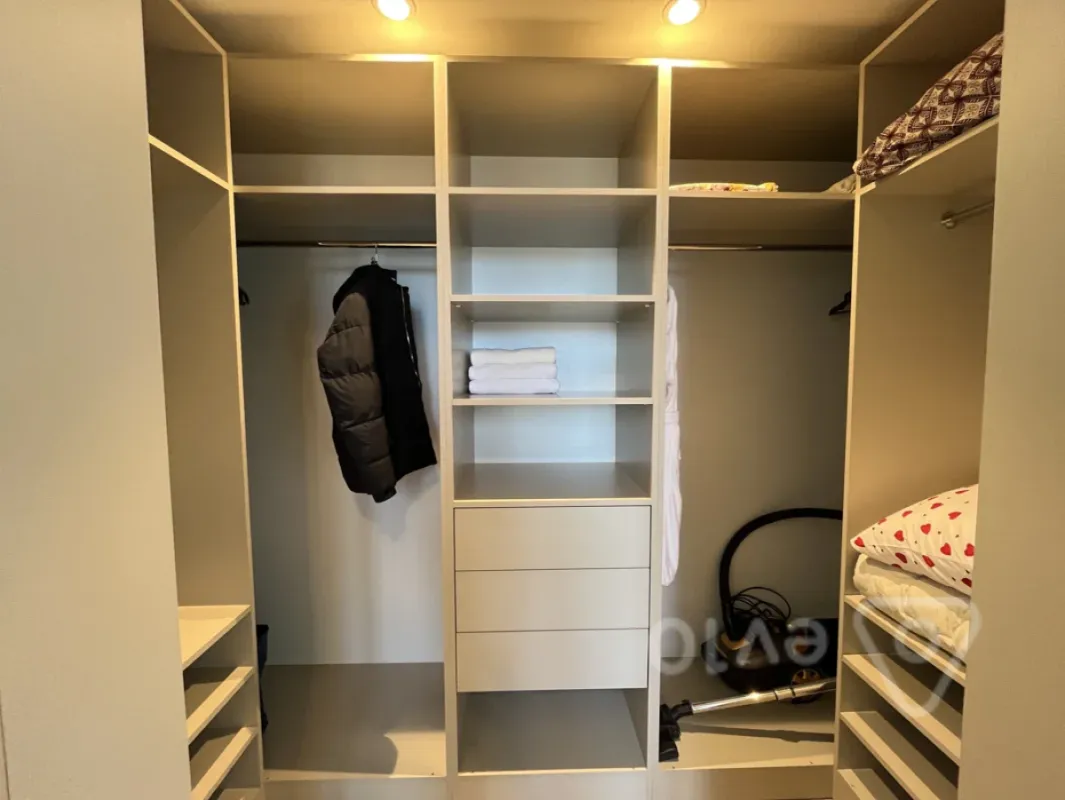 Kirayə verilir 2 otaqlı yeni tikili 80 m²