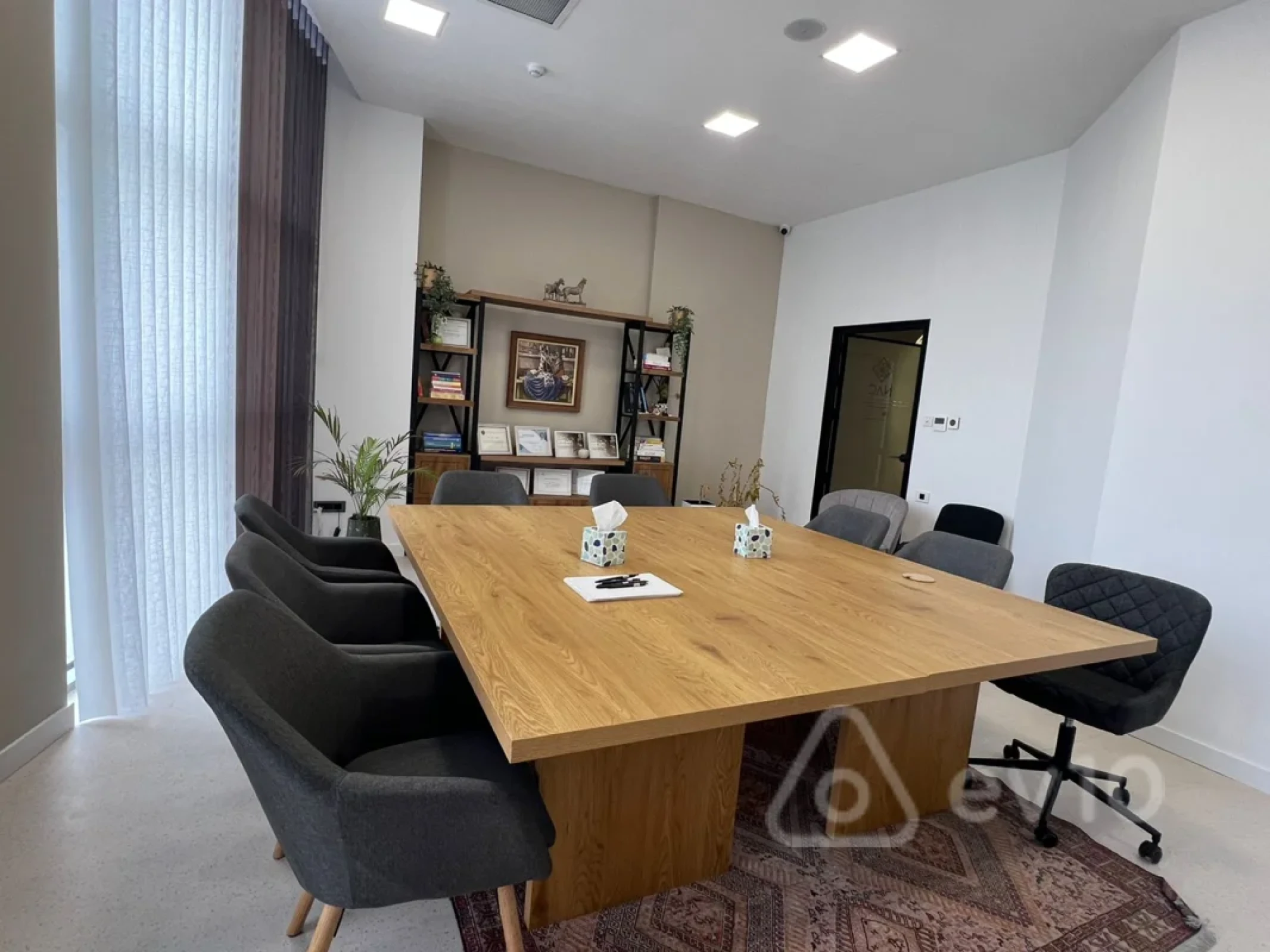 Kirayə verilir 6 otaqlı ofis 268 m²