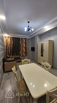 Kirayə verilir 2 otaqlı yeni tikili 55 m²