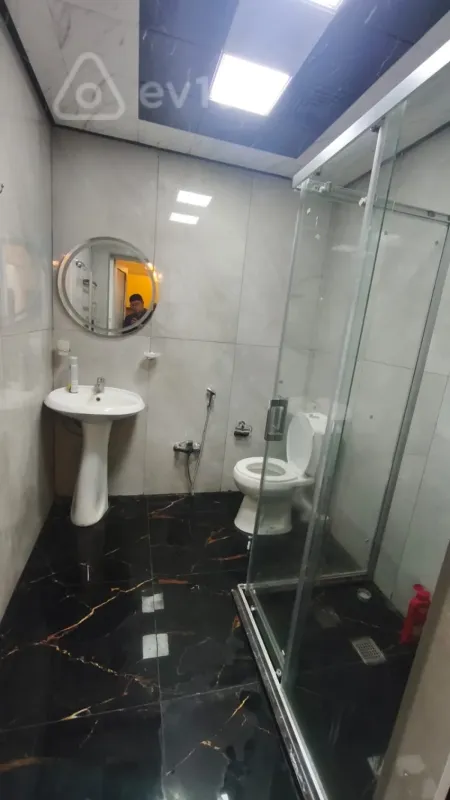 Kirayə verilir 2 otaqlı yeni tikili 55 m²