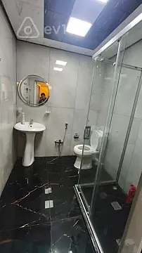 Kirayə verilir 2 otaqlı yeni tikili 55 m²