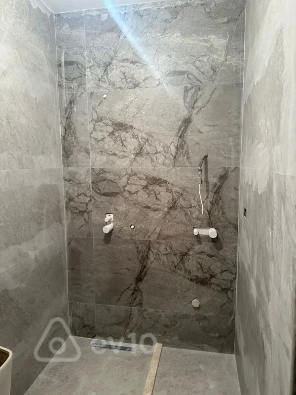 Satılır 2 otaqlı yeni tikili 75.5 m²