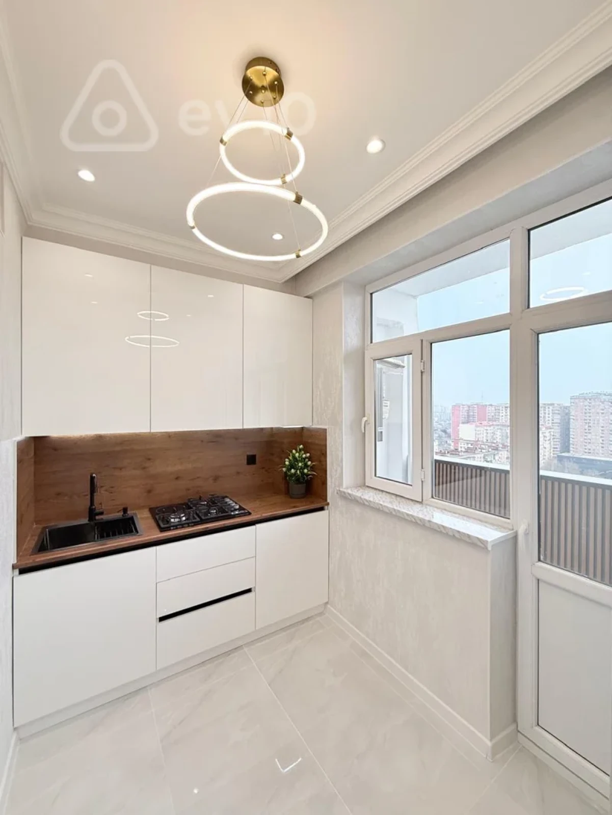 Satılır 2 otaqlı yeni tikili 64 m²