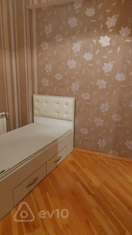 Kirayə verilir 3 otaqlı yeni tikili 70 m²