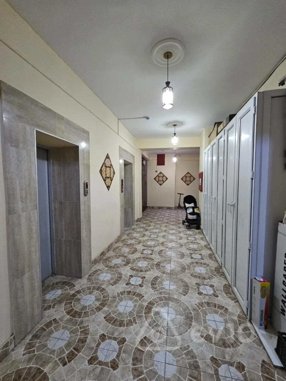 Satılır 3 otaqlı yeni tikili 115 m²