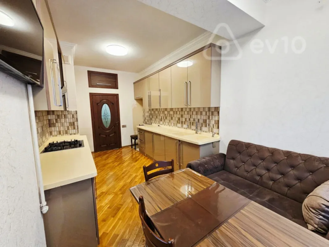 Satılır 3 otaqlı yeni tikili 115 m²