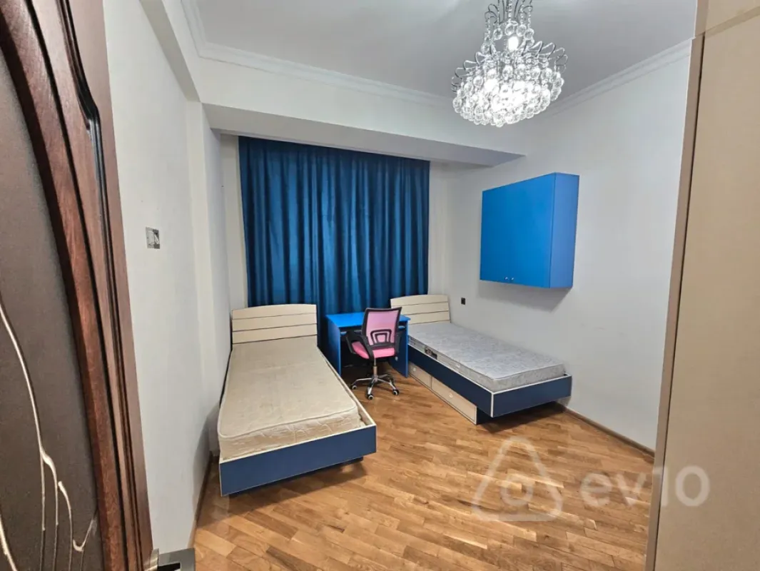 Satılır 3 otaqlı yeni tikili 115 m²