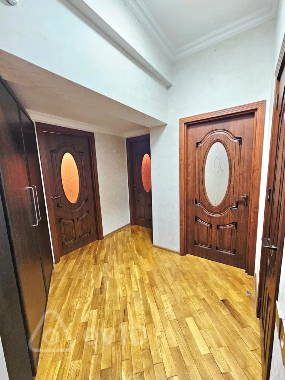 Satılır 3 otaqlı yeni tikili 115 m²