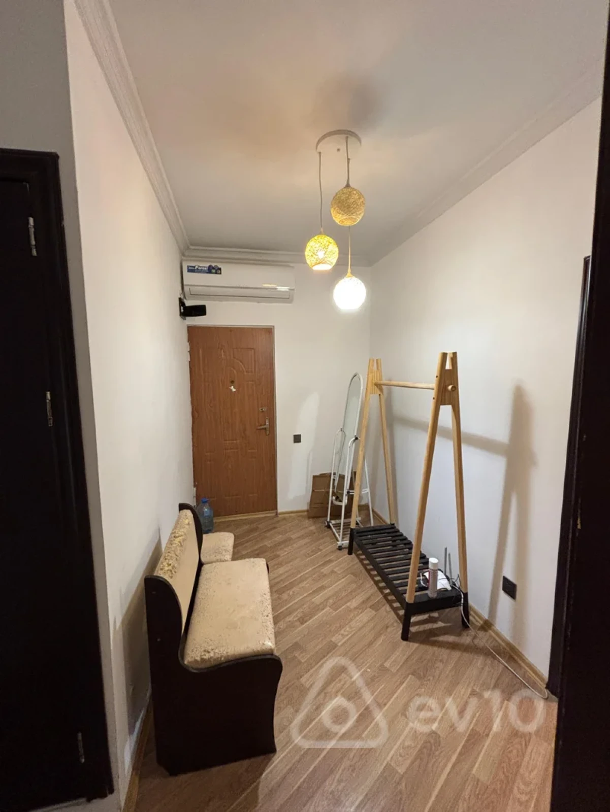 Kirayə verilir 2 otaqlı köhnə tikili 50 m²