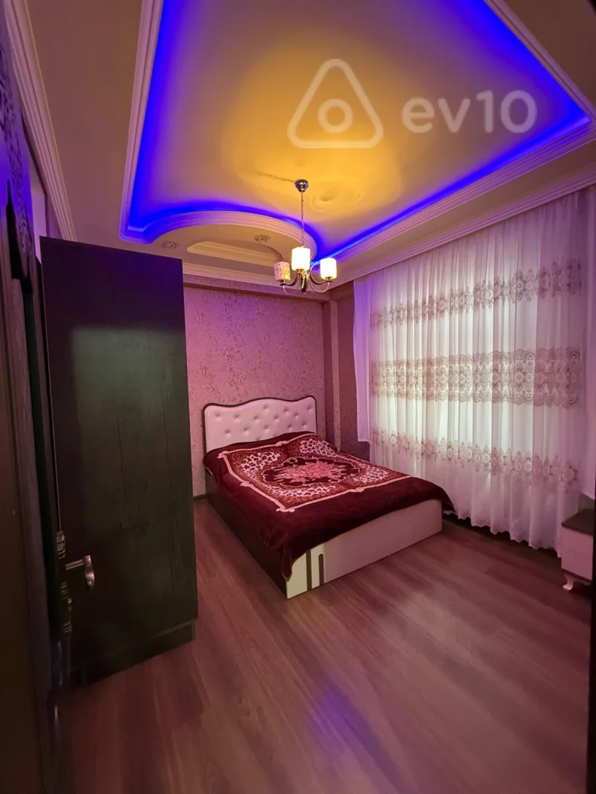 Kirayə verilir 3 otaqlı yeni tikili 73 m²