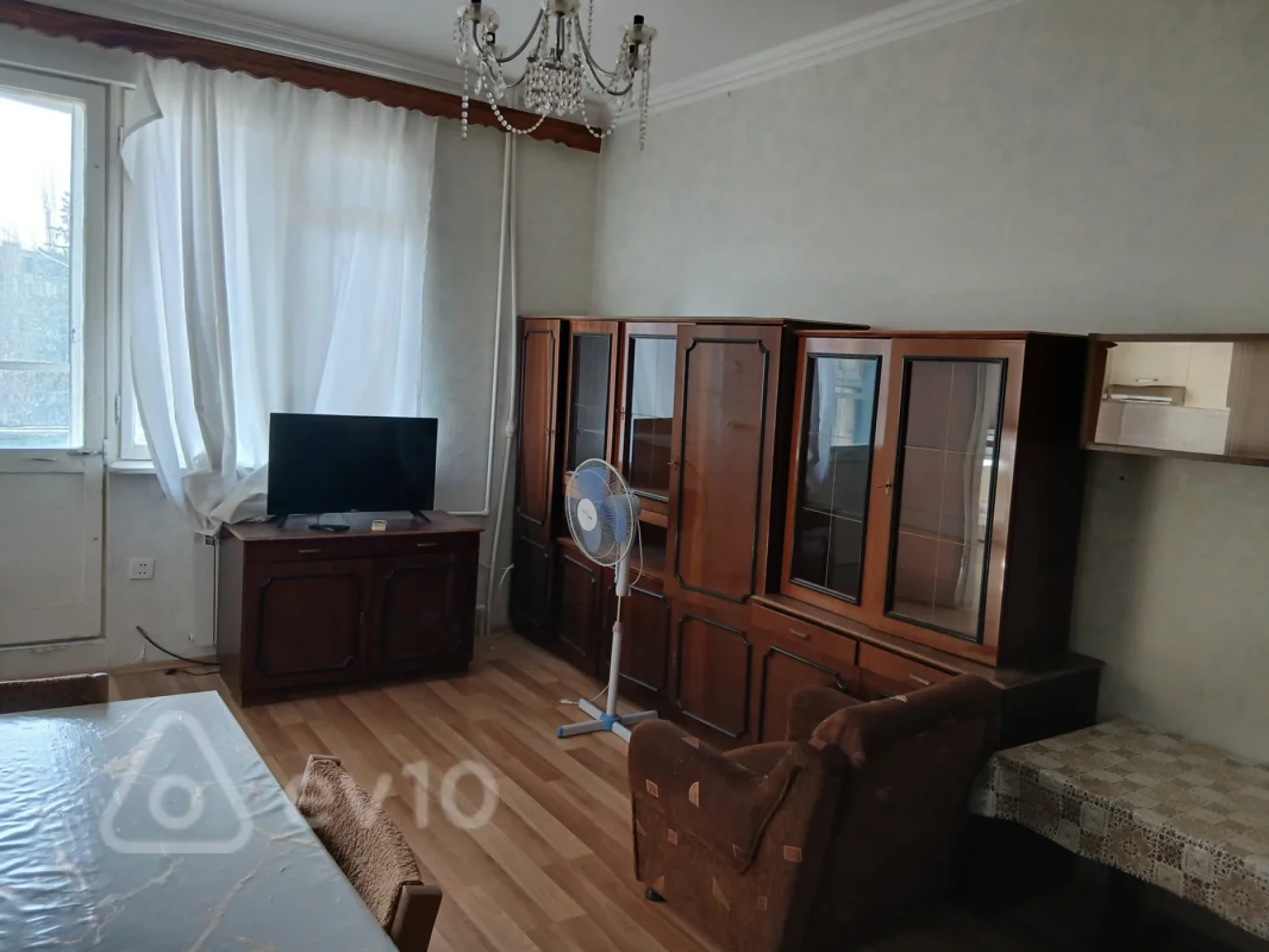 Kirayə verilir 2 otaqlı köhnə tikili 50 m²
