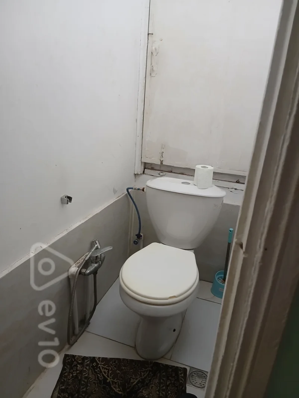 Kirayə verilir 2 otaqlı köhnə tikili 50 m²