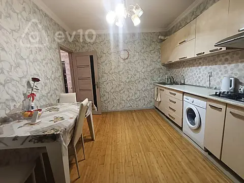 Satılır 2 otaqlı yeni tikili 78 m²