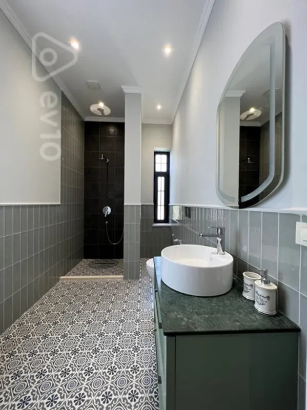 Kirayə verilir 5 otaqlı həyət evi 250 m²