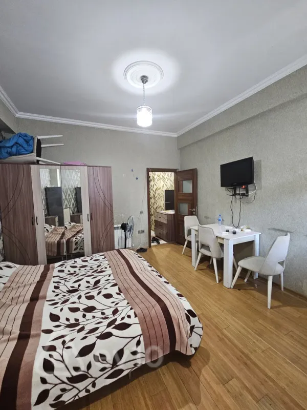 Kirayə verilir 1 otaqlı yeni tikili 35 m²