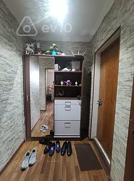 Satılır 2 otaqlı köhnə tikili 44 m²