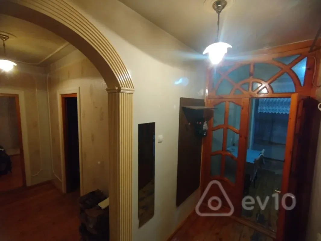 Kirayə verilir 2 otaqlı yeni tikili 65 m²