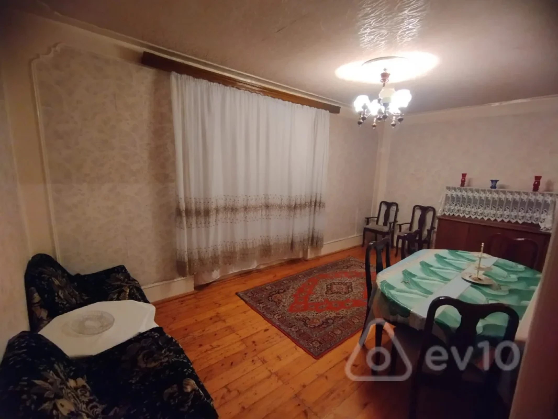 Kirayə verilir 2 otaqlı yeni tikili 65 m²