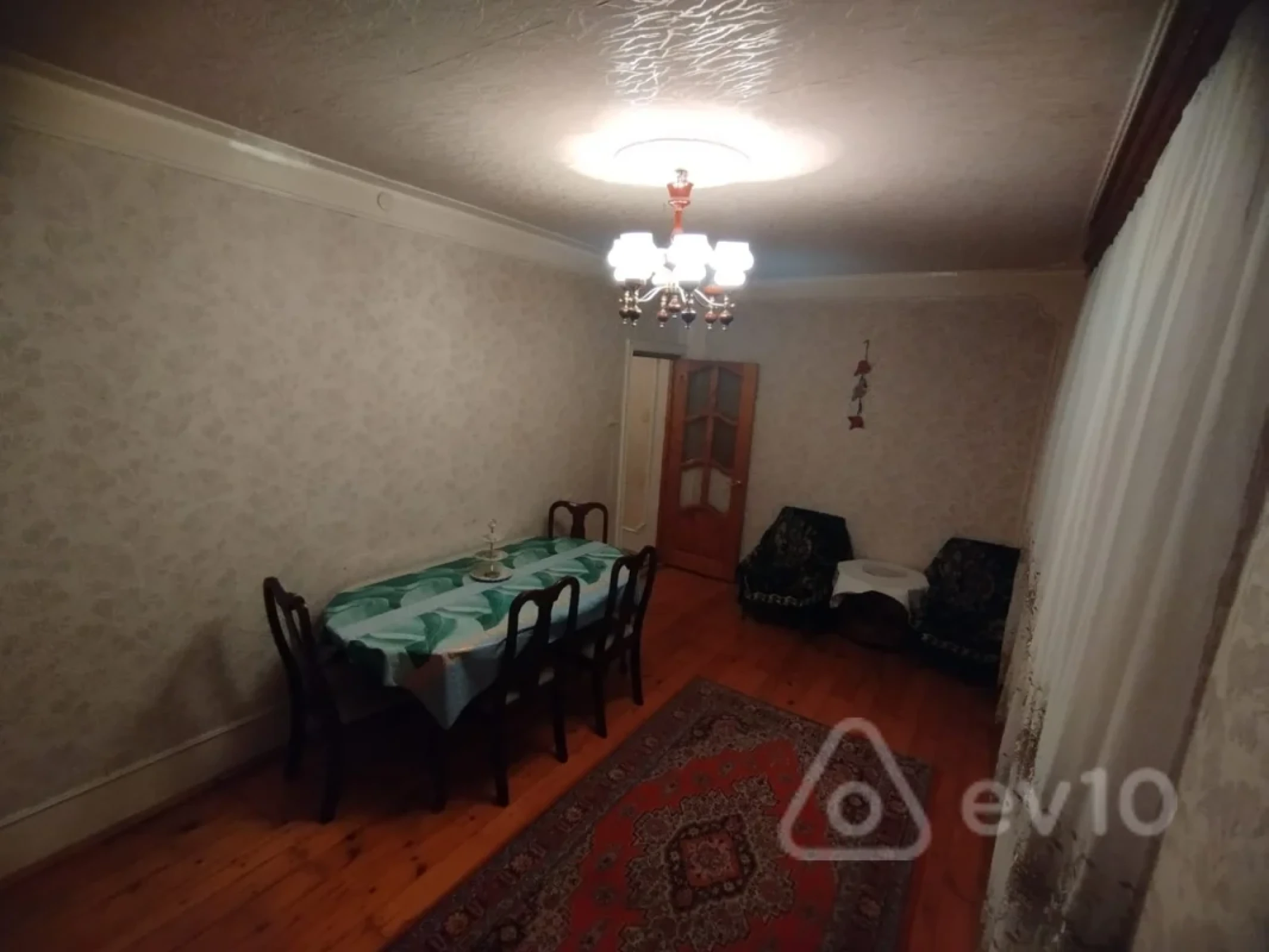 Kirayə verilir 2 otaqlı yeni tikili 65 m²