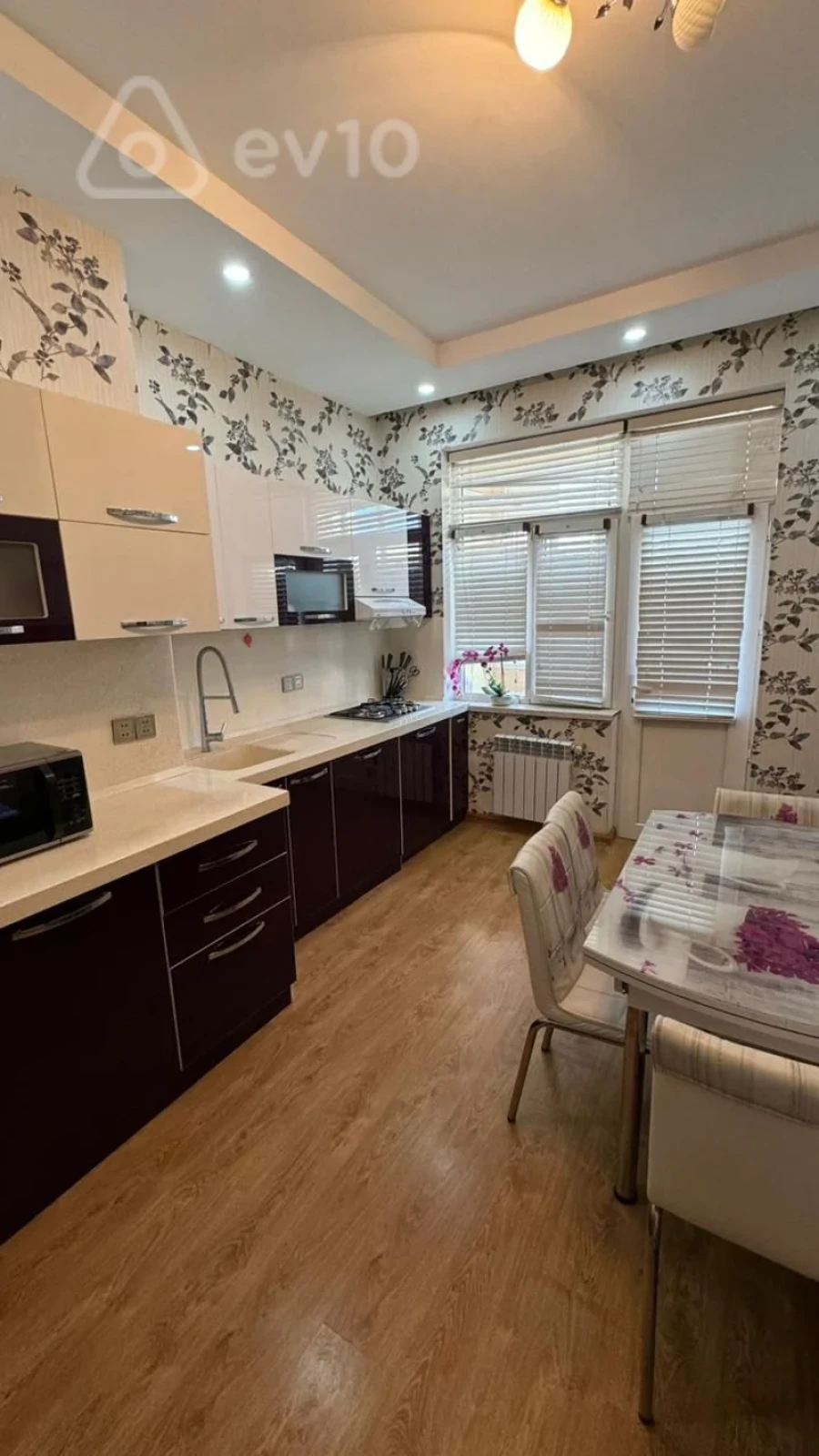 Satılır 3 otaqlı yeni tikili 114 m²