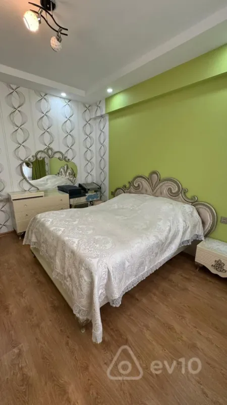 Satılır 3 otaqlı yeni tikili 114 m²