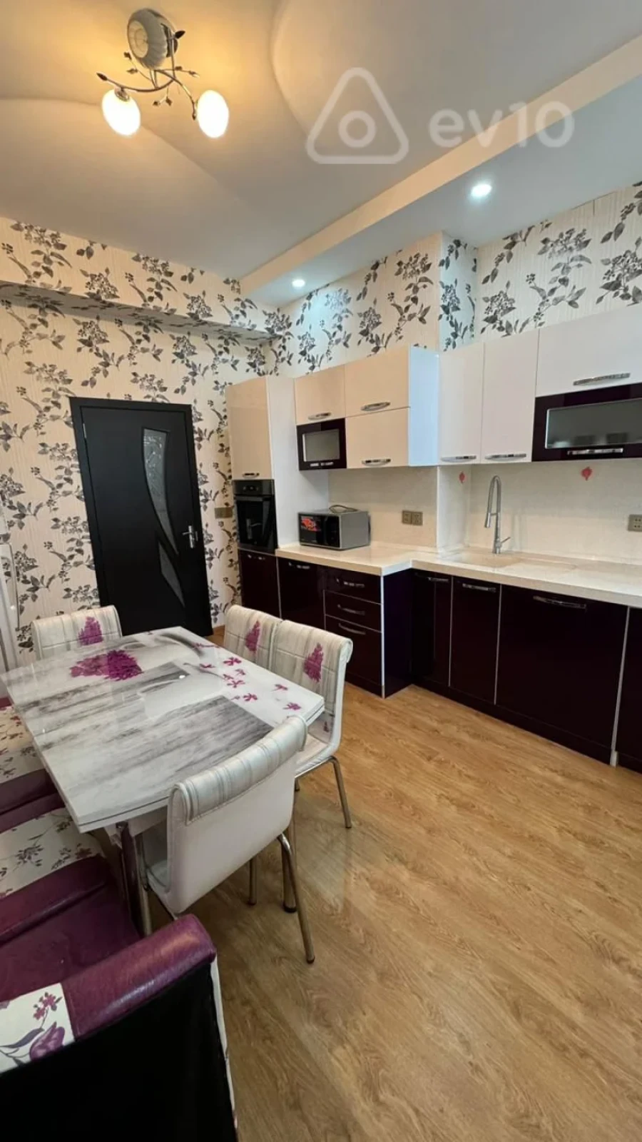 Satılır 3 otaqlı yeni tikili 114 m²