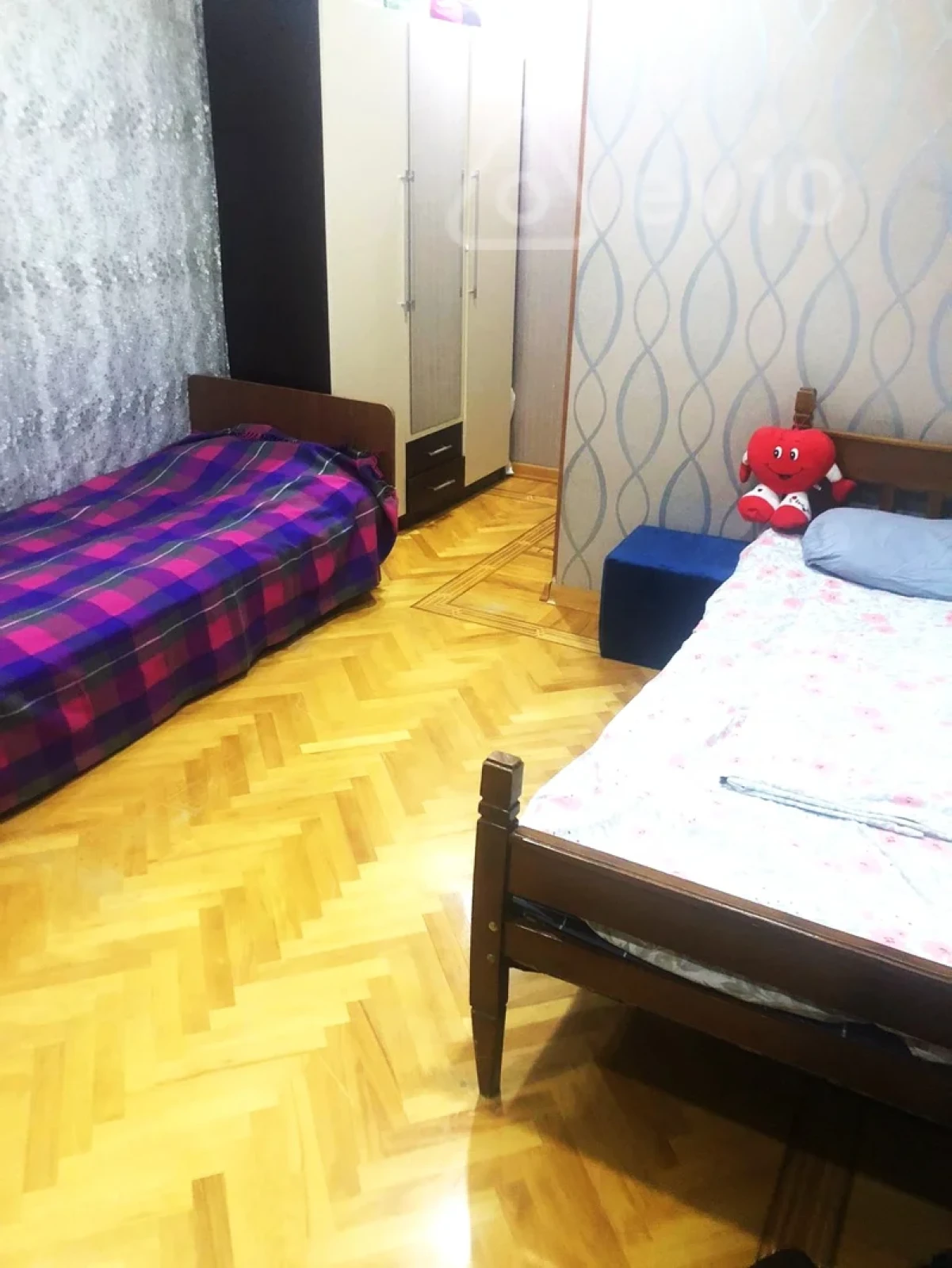 Satılır 3 otaqlı köhnə tikili 70 m²