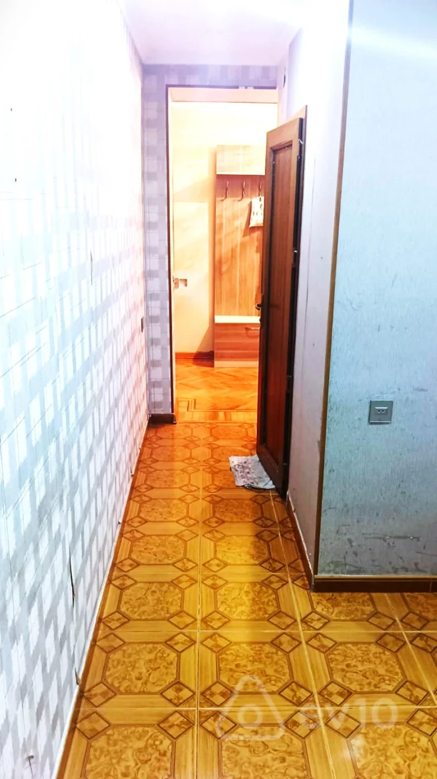 Satılır 3 otaqlı köhnə tikili 70 m²