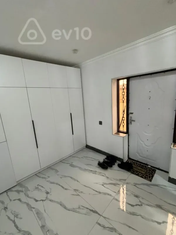 Satılır 4 otaqlı həyət evi 110 m²