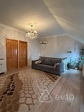 Satılır 4 otaqlı həyət evi 110 m²