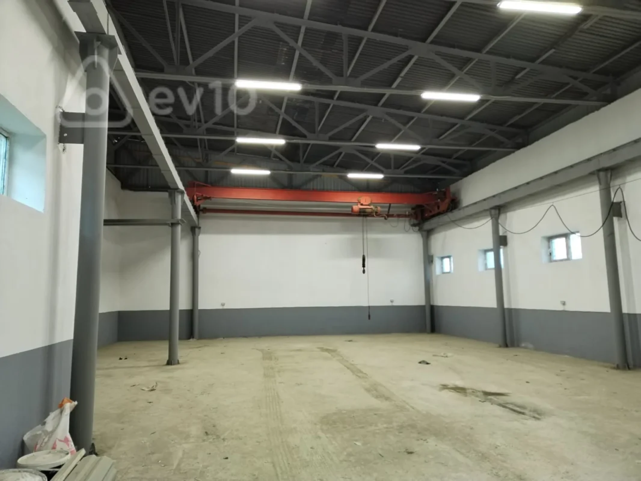 Kirayə verilir mənzil 200 m²