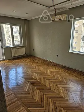 Kirayə verilir 1 otaqlı köhnə tikili 45 m²