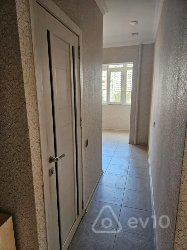 Kirayə verilir 1 otaqlı köhnə tikili 45 m²