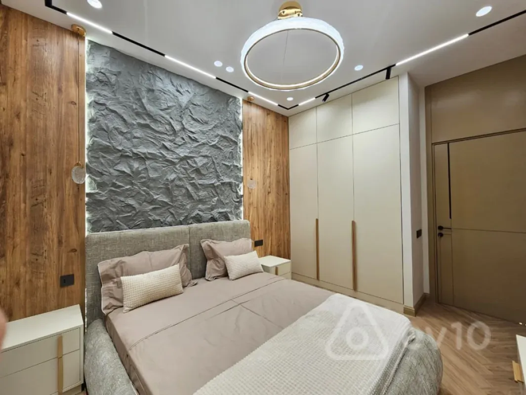 Satılır 2 otaqlı yeni tikili 83 m²