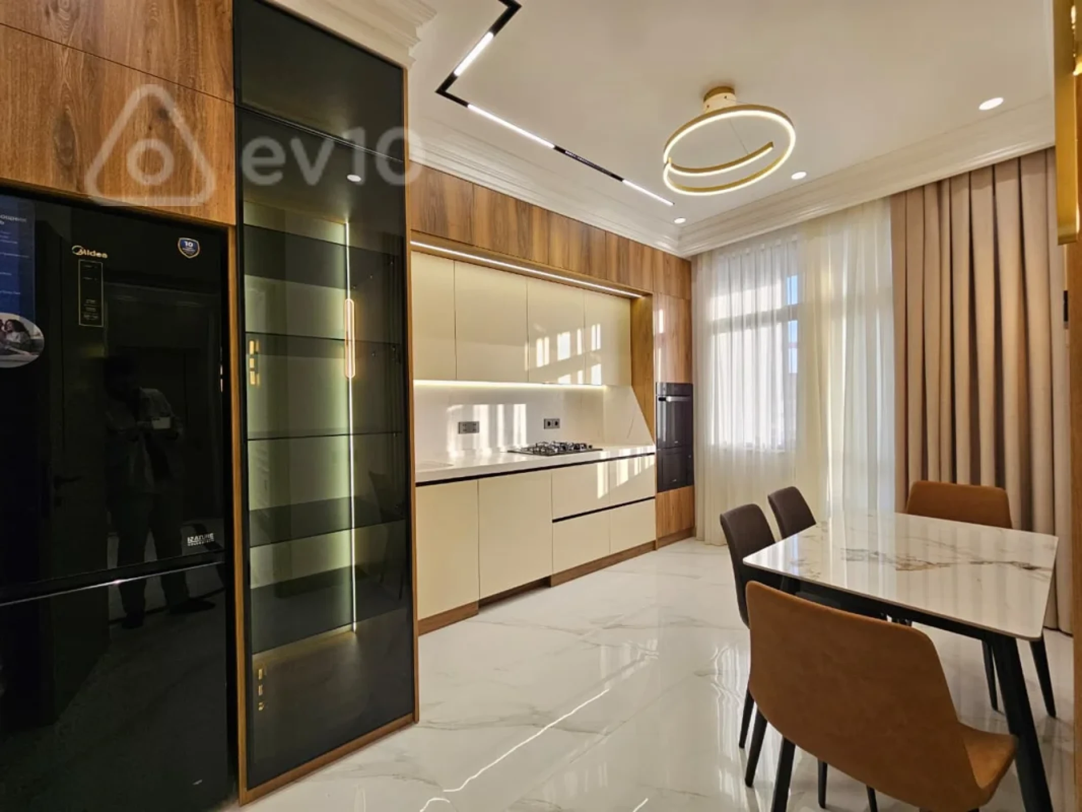 Satılır 2 otaqlı yeni tikili 83 m²