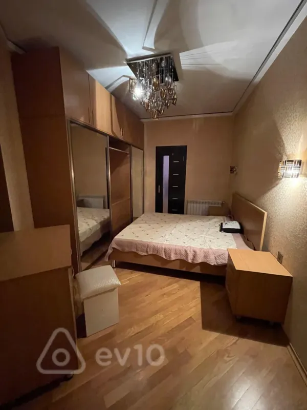 Kirayə verilir 3 otaqlı yeni tikili 74 m²