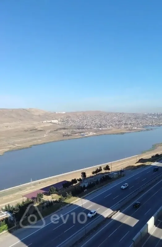 Kirayə verilir 3 otaqlı yeni tikili 110 m²