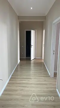 Satılır 2 otaqlı yeni tikili 80 m²