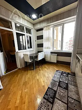 Kirayə verilir 3 otaqlı yeni tikili 100 m²