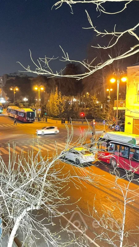 Kirayə verilir 1 otaqlı köhnə tikili 32 m²