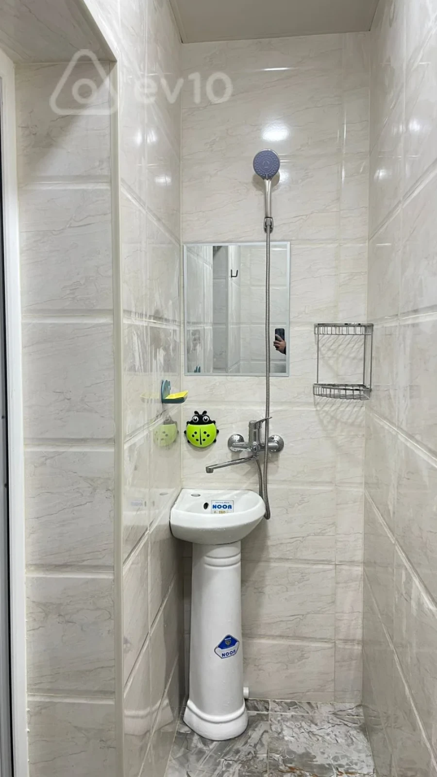 Kirayə verilir 1 otaqlı köhnə tikili 32 m²