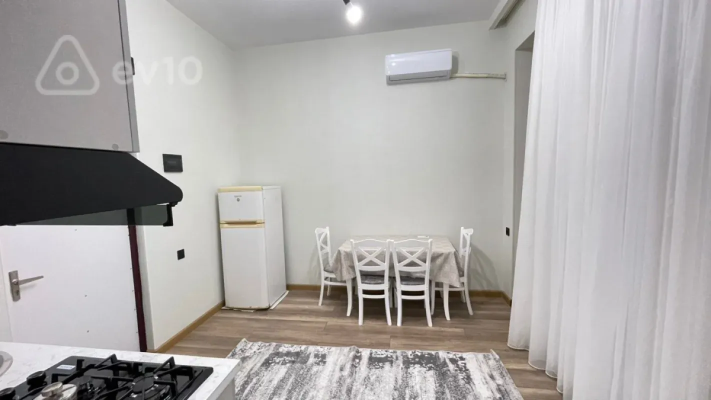 Kirayə verilir 1 otaqlı köhnə tikili 32 m²