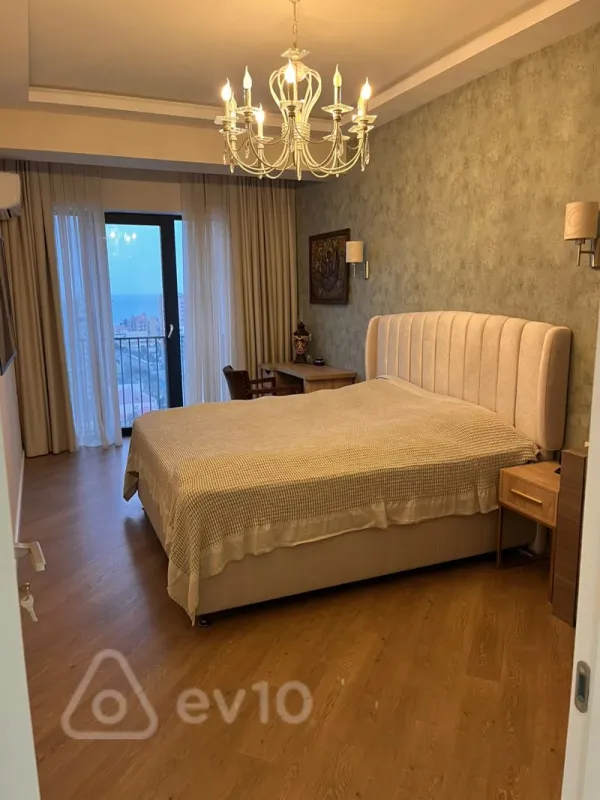Satılır 3 otaqlı yeni tikili 92 m²